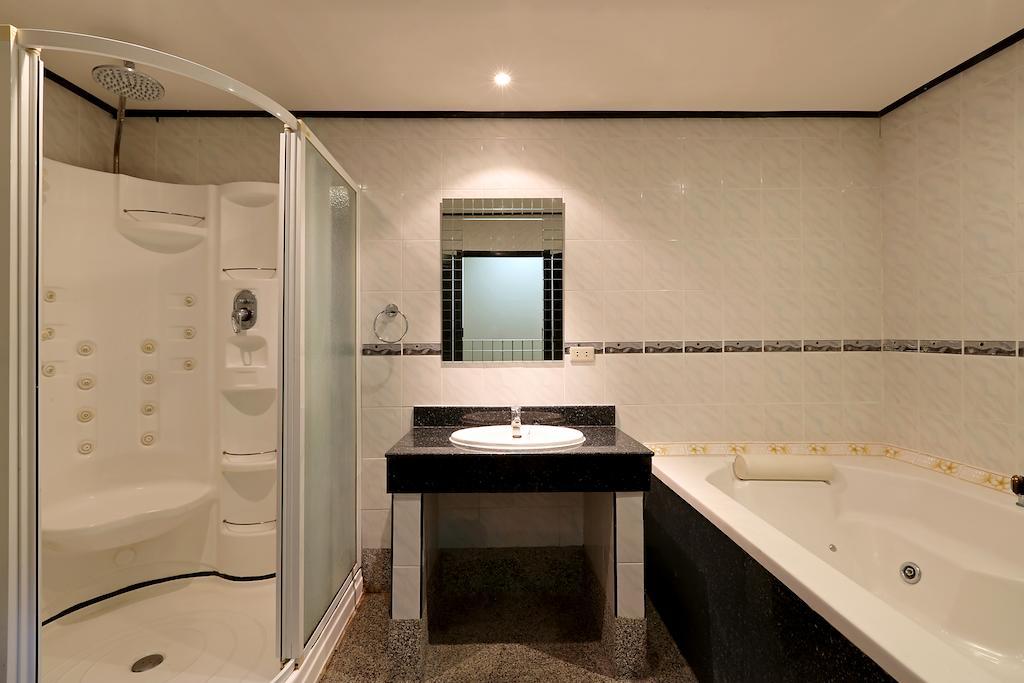 Angus O'Tool'S Guesthouse Karon Номер фото