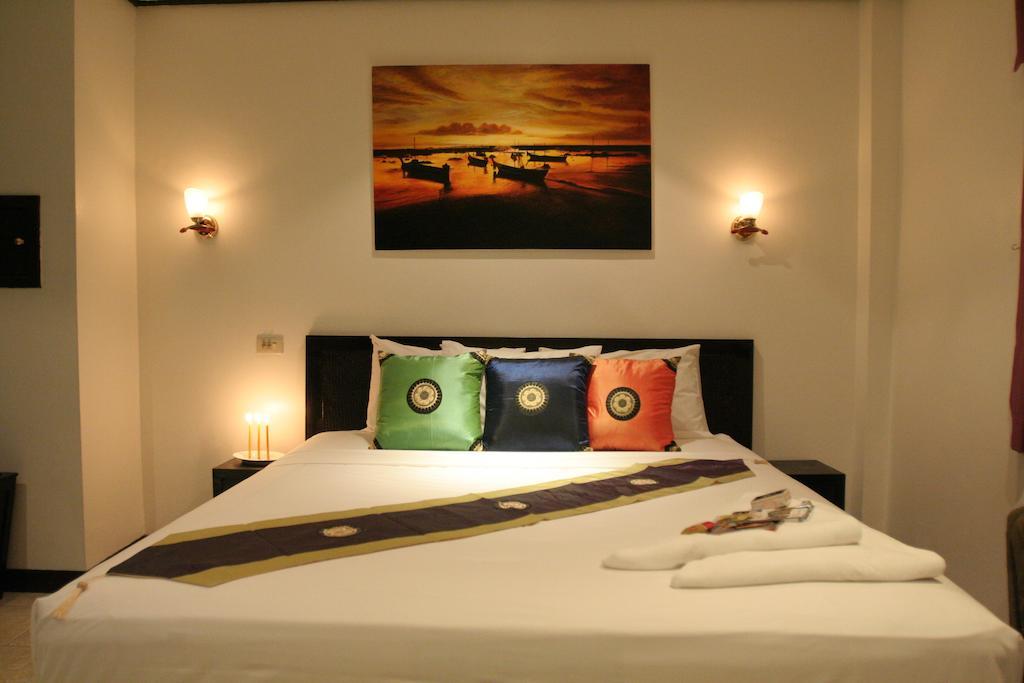 Angus O'Tool'S Guesthouse Karon Номер фото