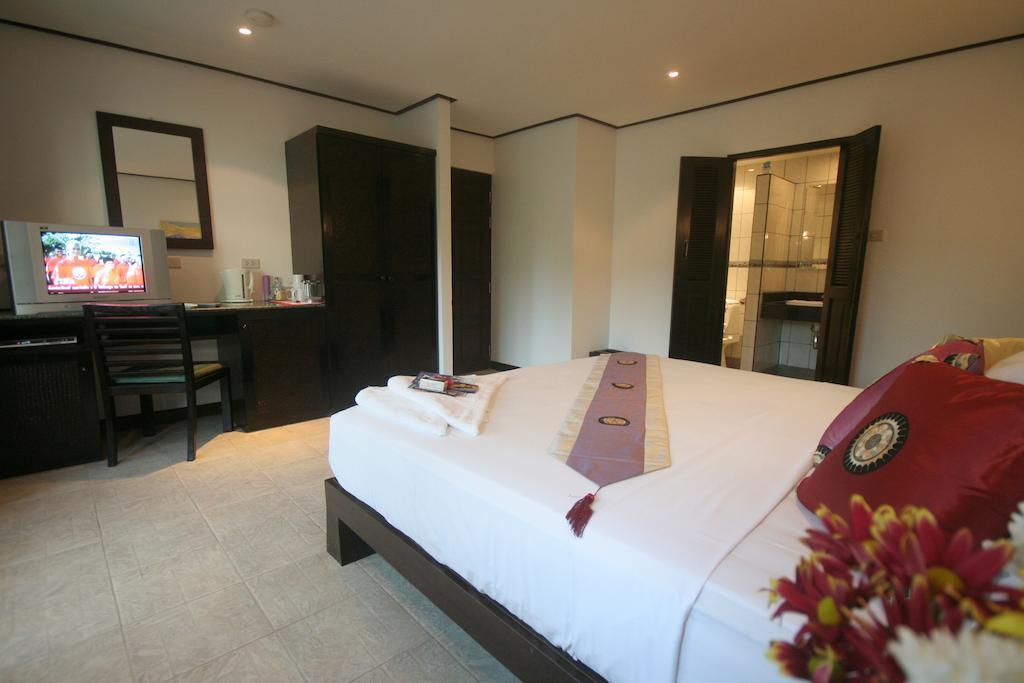 Angus O'Tool'S Guesthouse Karon Номер фото