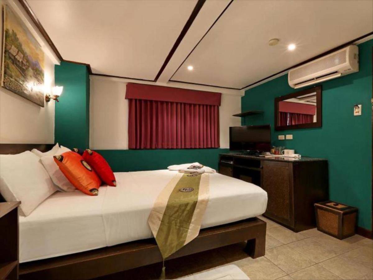 Angus O'Tool'S Guesthouse Karon Екстер'єр фото